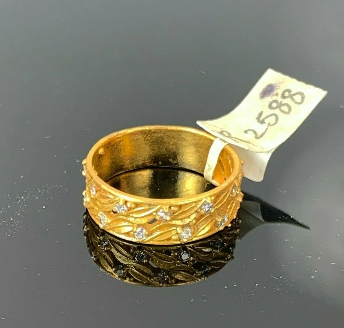 22k Gold Ring Ladies Band Size 7.75 Elegantly Charm Resizable - R2588MON