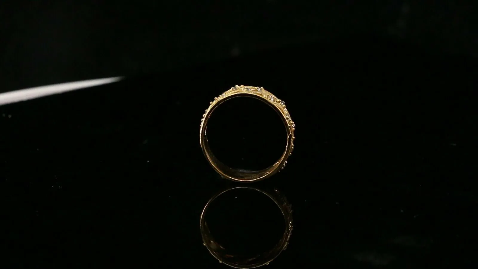 22k Gold Ring Ladies Band Size 7.75 Elegantly Charm Resizable - R2588MON