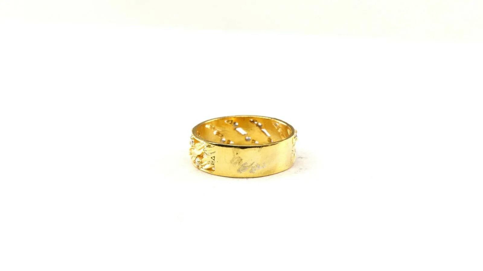 22k Gold Ring Ladies Band Size 7.75 Elegantly Charm Resizable - R2588MON