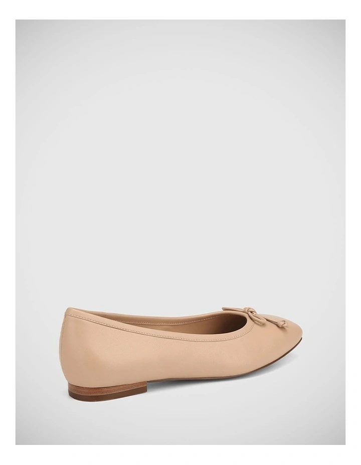 Aleisha Leather Flat in Pink