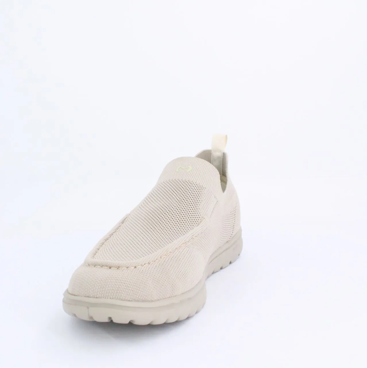 ARTIE TRAINER-BEIGE