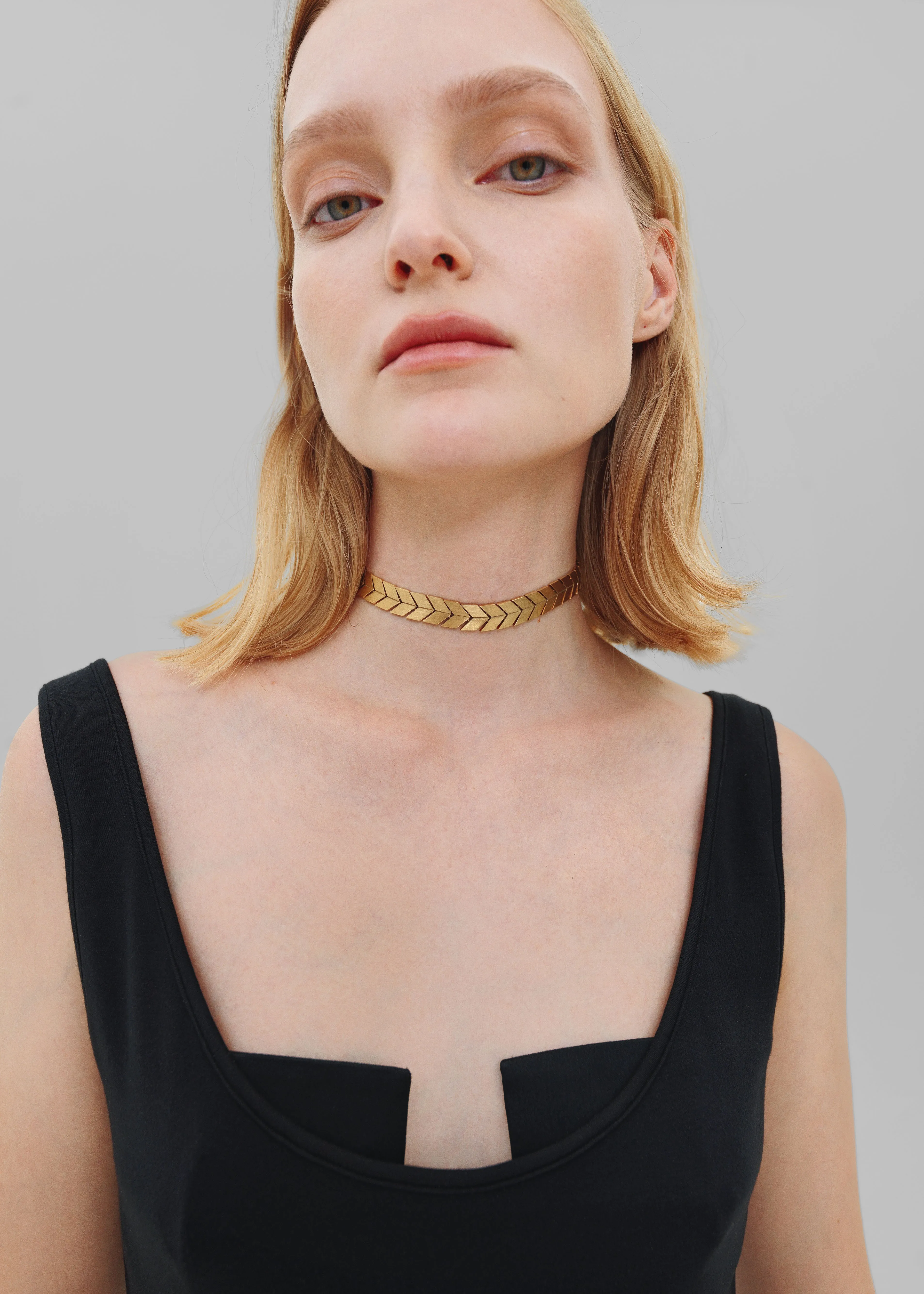 Bevza Flat Spikelet Choker - Gold