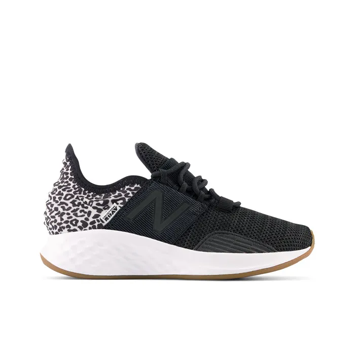 Big Girl New Balance Fresh Foam Roav in Black/White