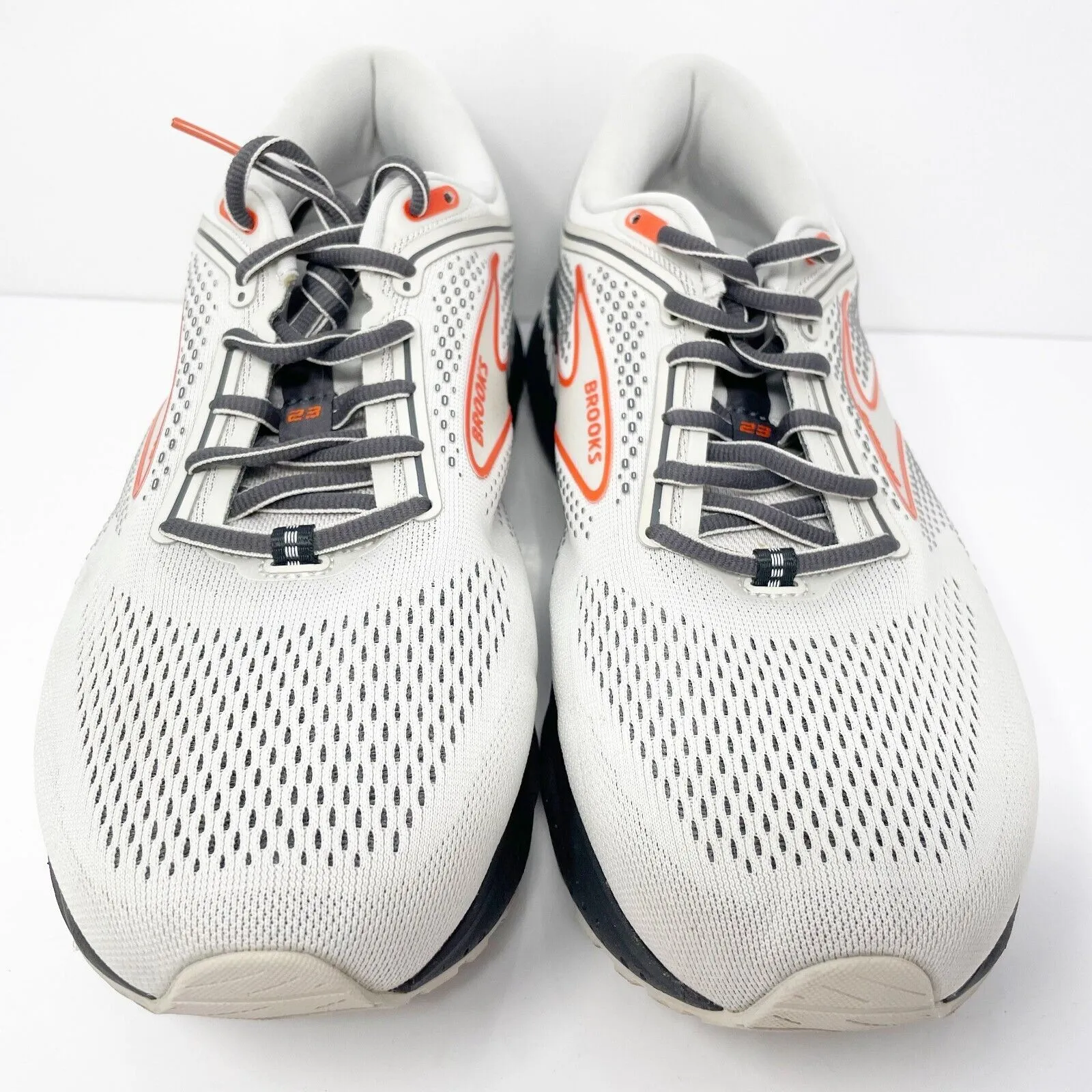 Brooks Mens Beast GTS 23 1104014E030 Gray Running Shoes Sneakers Size 9 4E