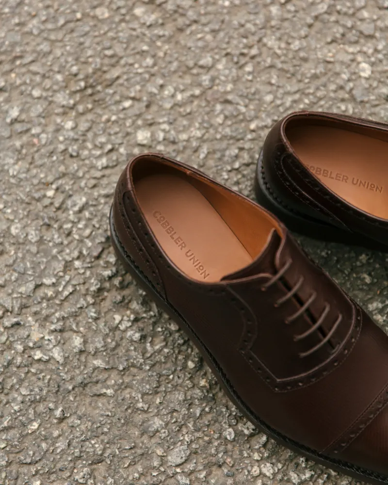 Brown Brogue Lightweight Dress Shoe