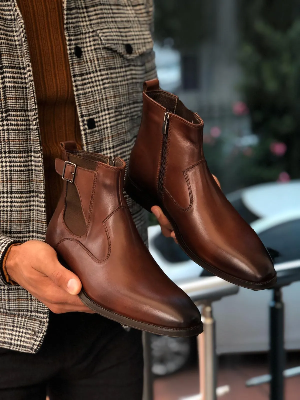 Chelsea Buckle Detail With Classic Leather Boots Brown