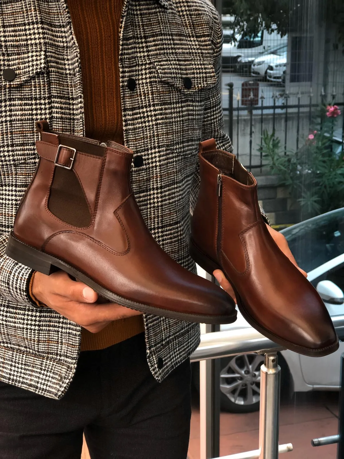 Chelsea Buckle Detail With Classic Leather Boots Brown