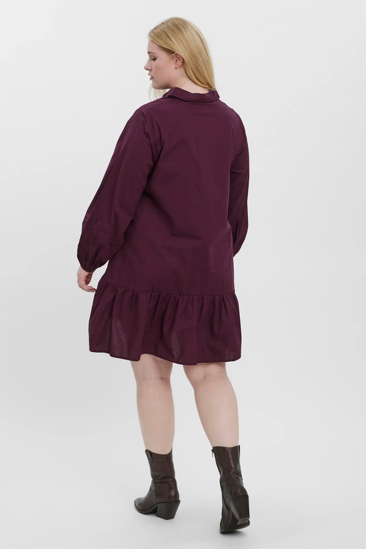 Curve - Abby Dress in Burgundy