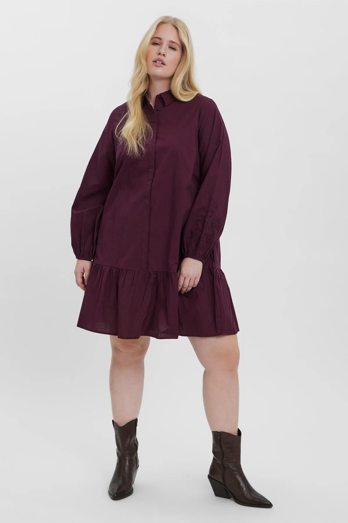 Curve - Abby Dress in Burgundy