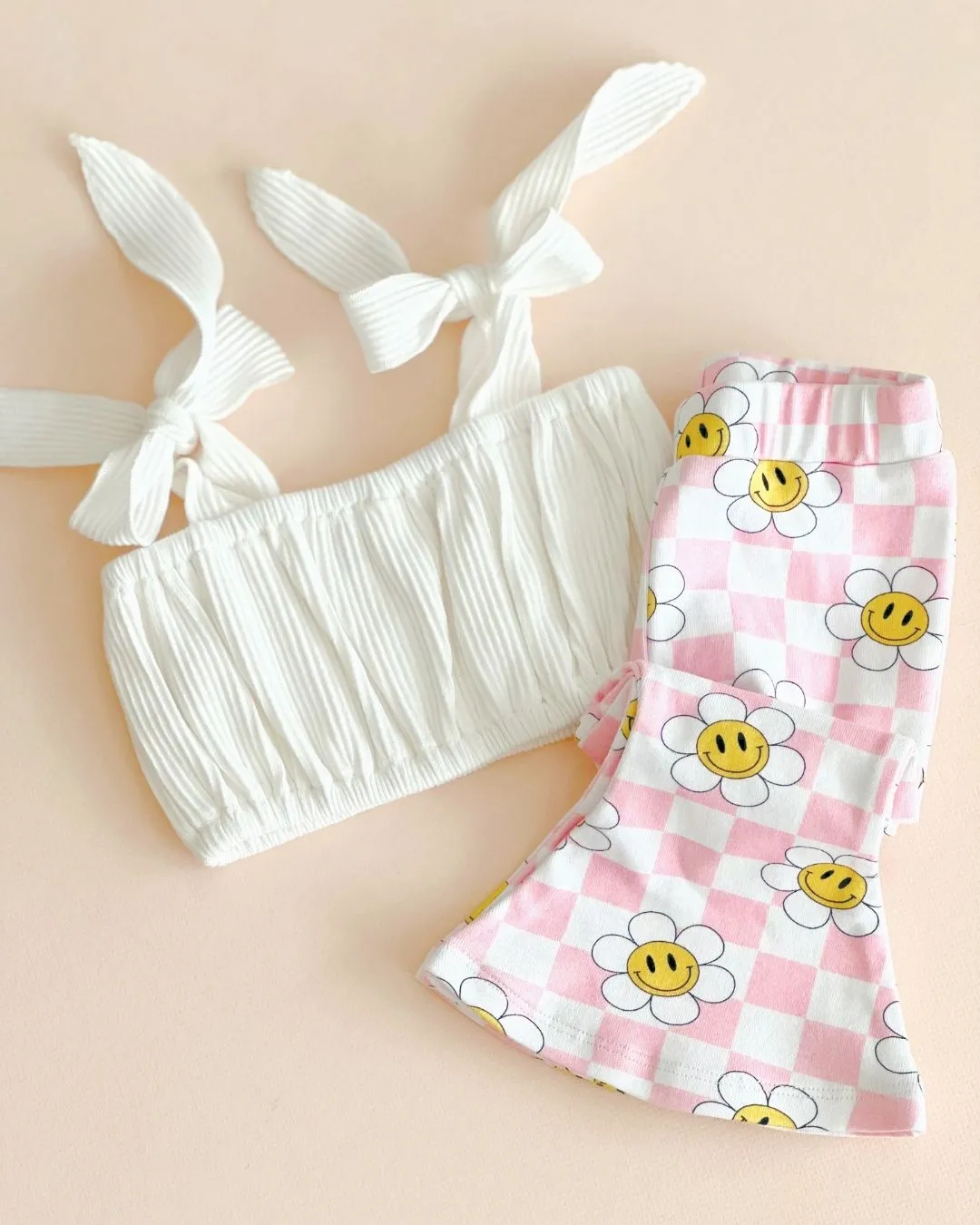 Flare Smiley Daisy Set