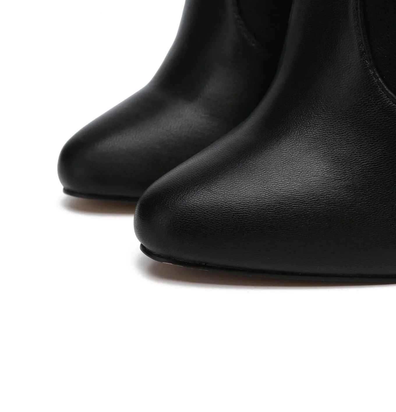 Giaro BRANDY BLACK MATTE KNEE BOOTS