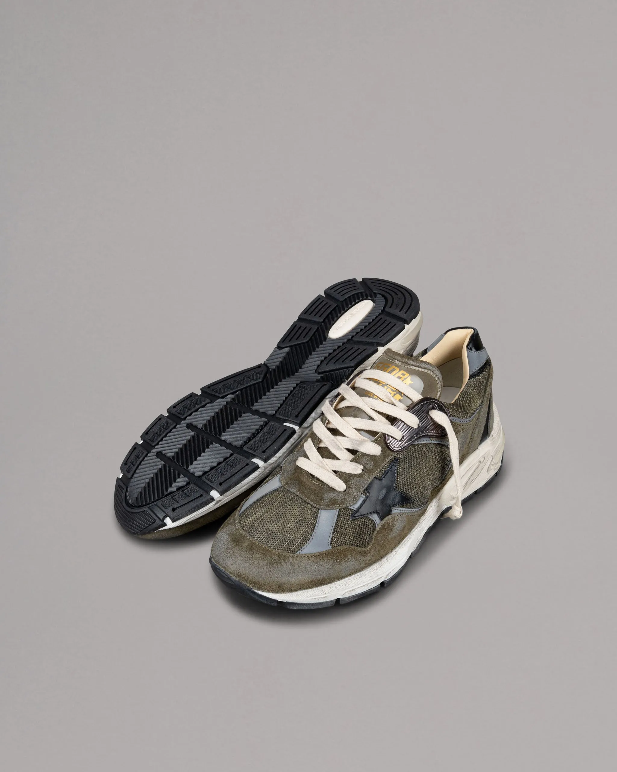 GOLDEN GOOSE 'Dad Star' Sneakers