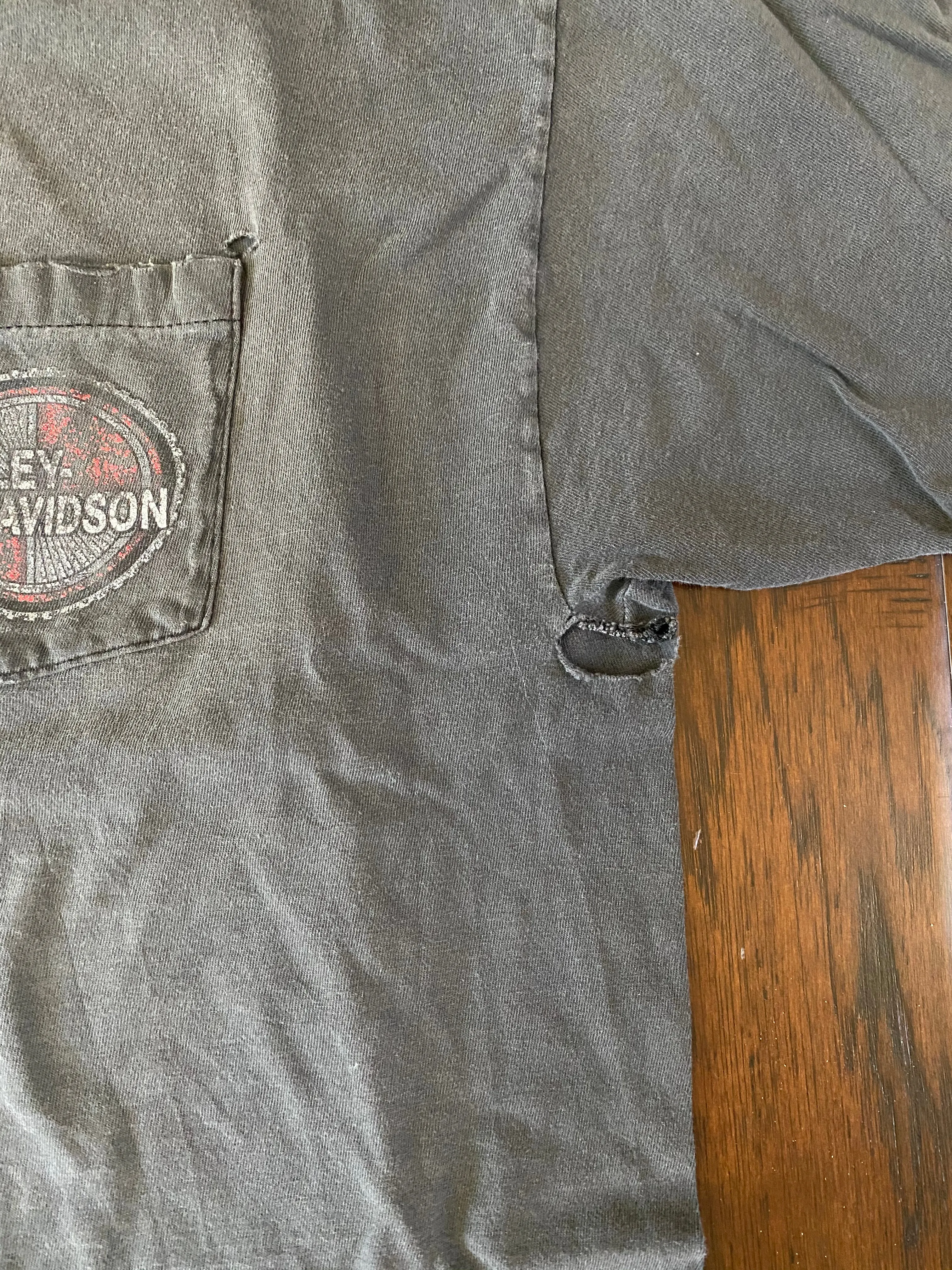 Harley-Davidson 1990’s “Ft. Lauderdale, Florida” Vintage Distressed Pocket T-shirt