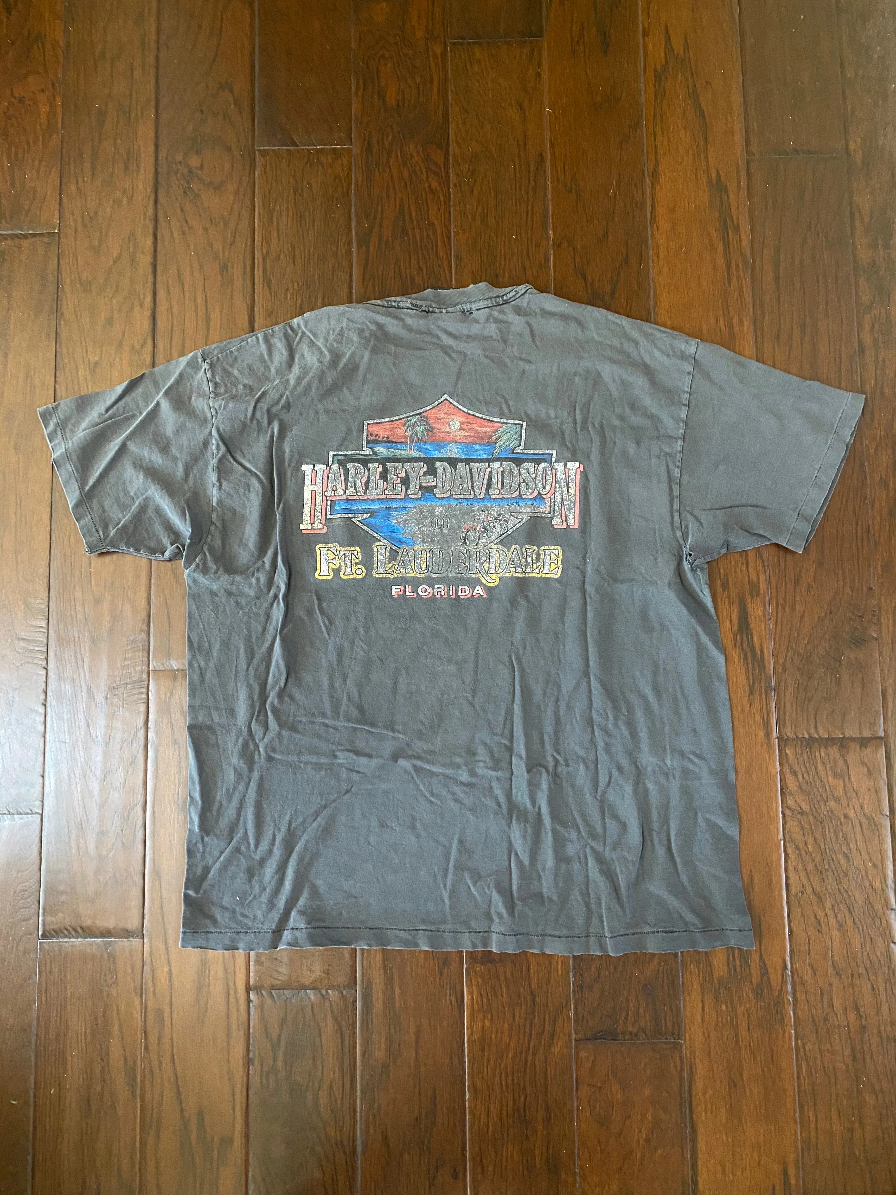 Harley-Davidson 1990’s “Ft. Lauderdale, Florida” Vintage Distressed Pocket T-shirt