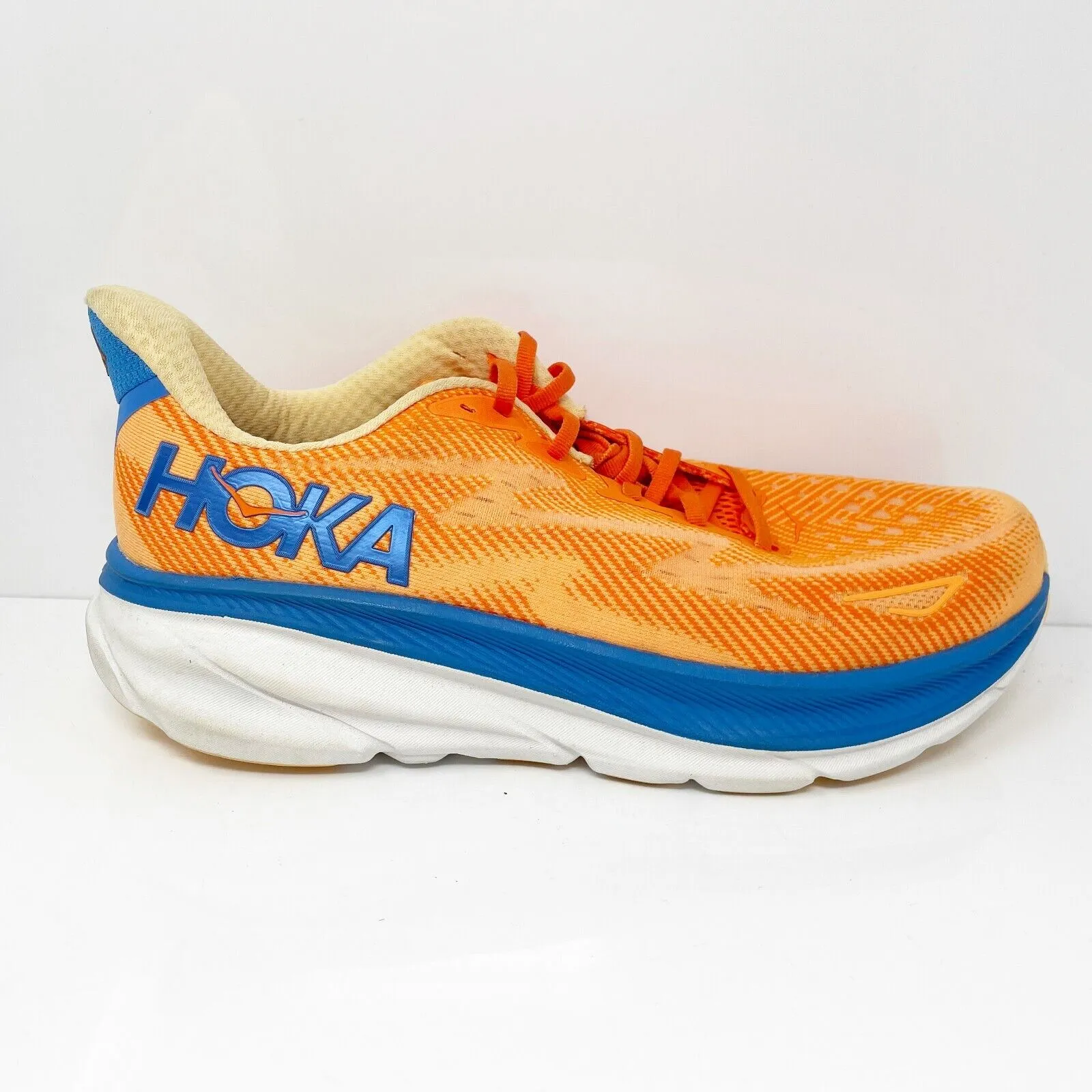 Hoka One One Mens Clifton 9 1127895 VOIM Orange Running Shoes Sneakers Size 10.5