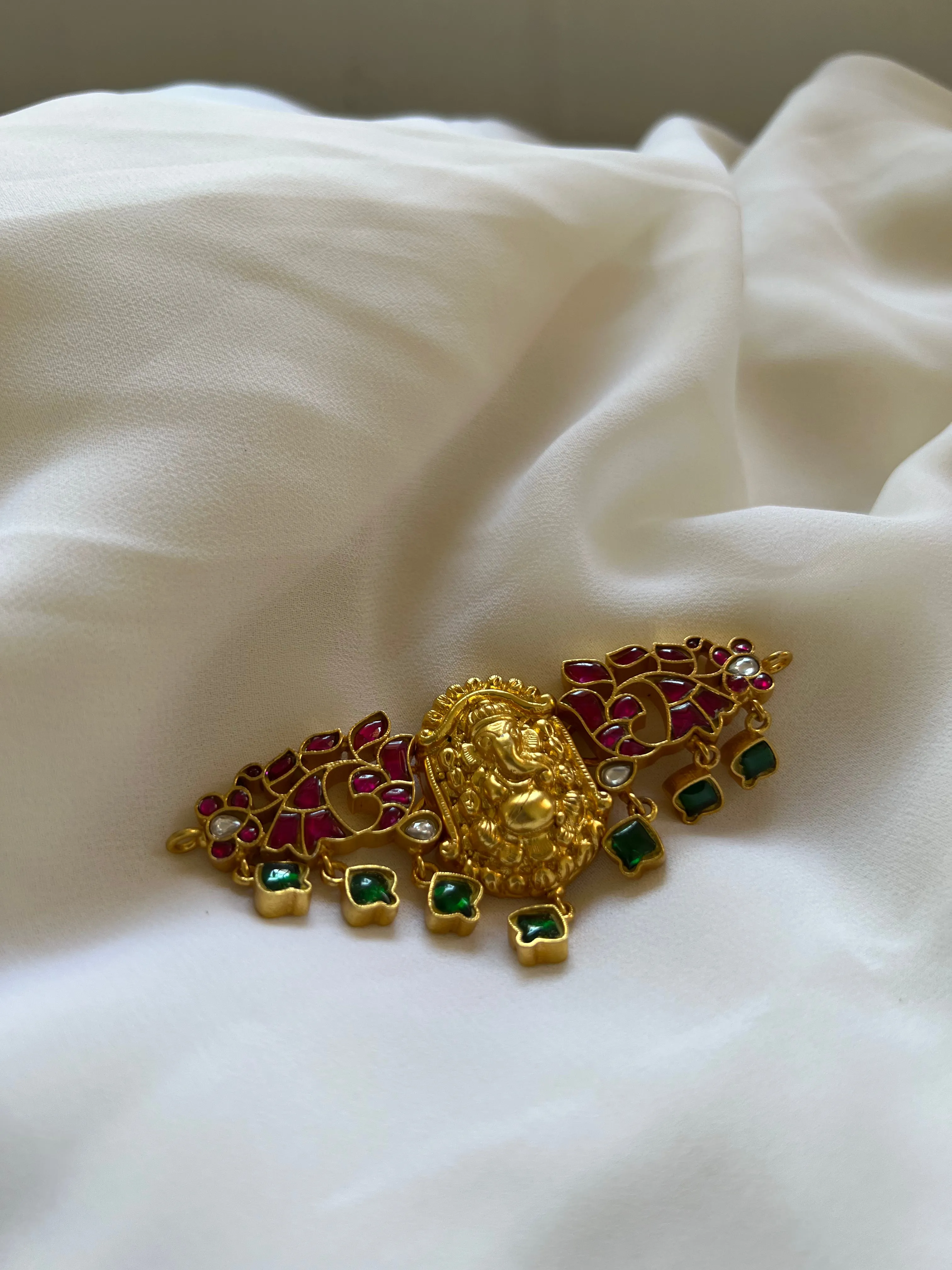 Kid friendly Ganesha Kundan choker