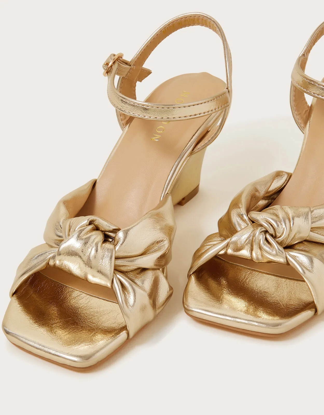 Knot Front Wedges Gold