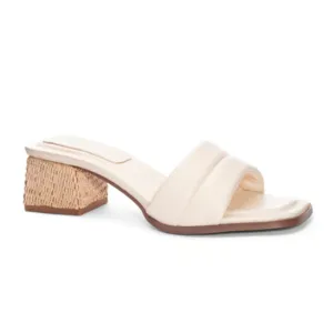 Luciana Sandal