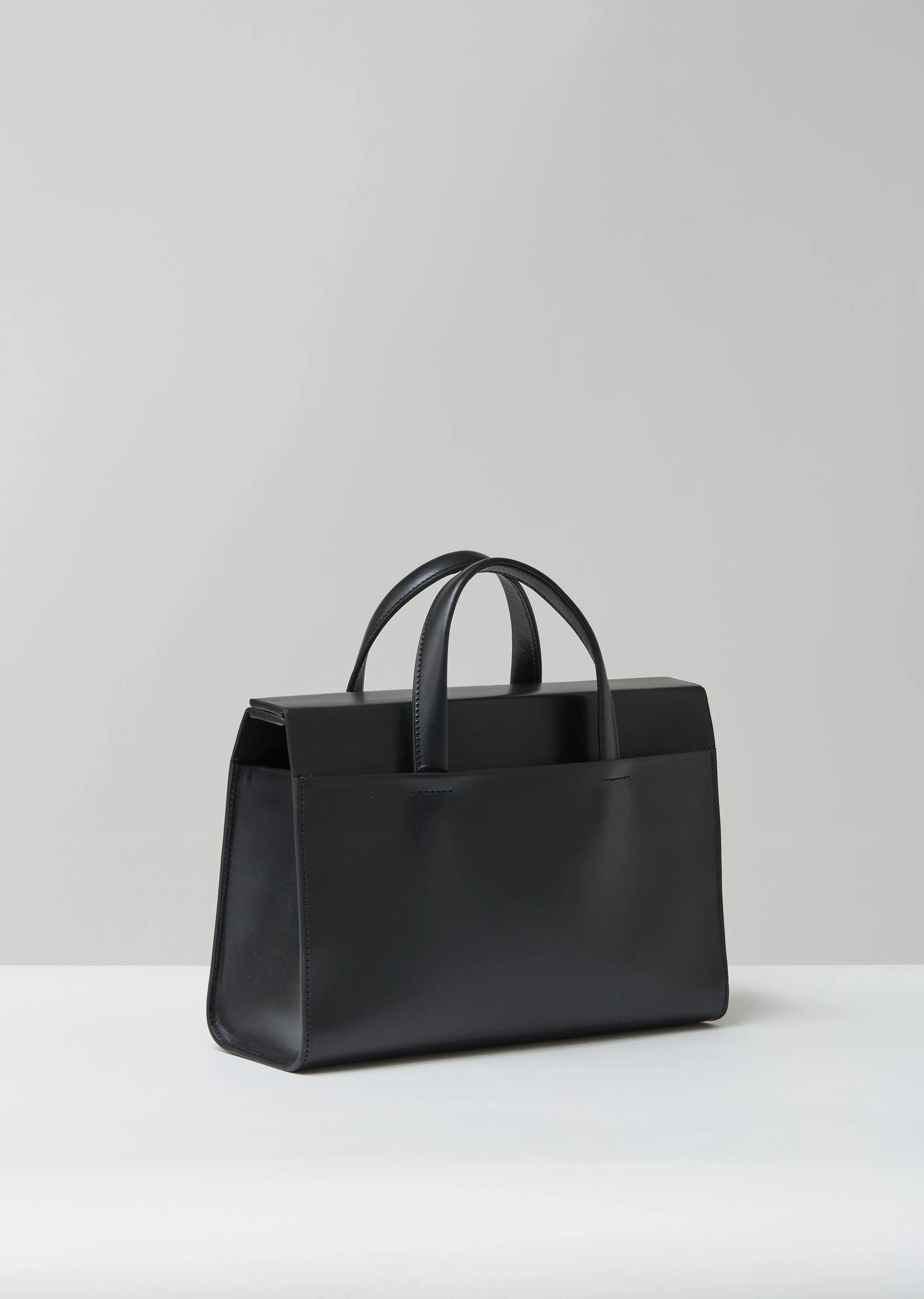 Medium Hitchcock Bag — Black