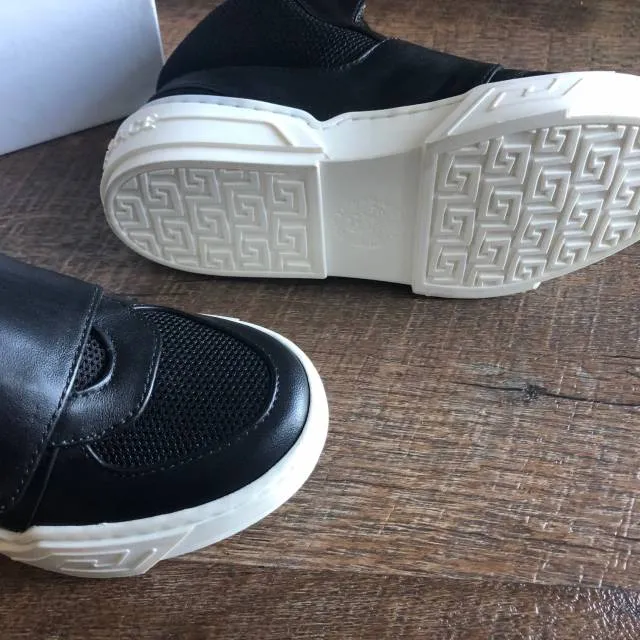 New Versace Young Medusa Sneakers