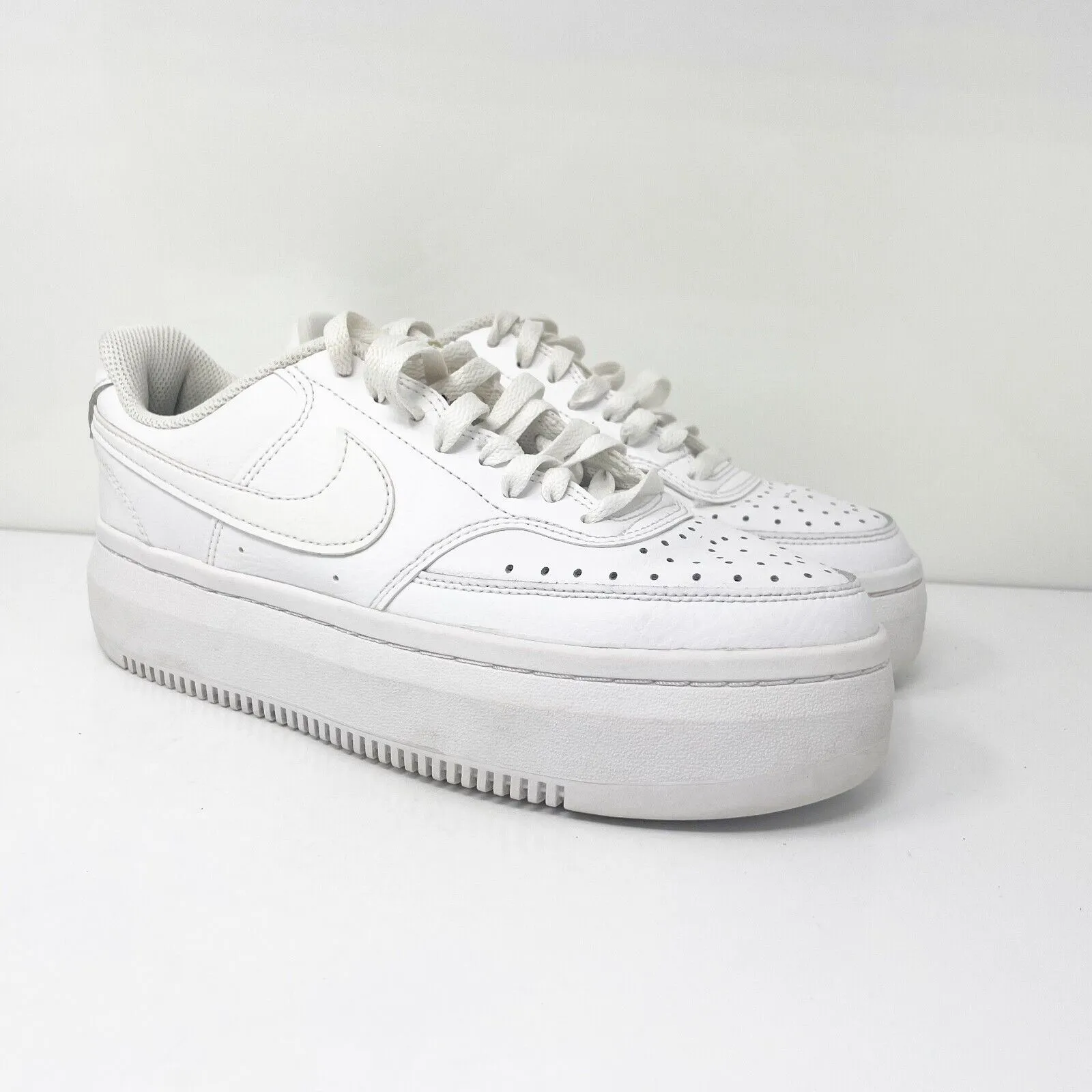 Nike Womens Court Vision Alta Low DM0113-100 White Casual Shoes Sneakers Size 9