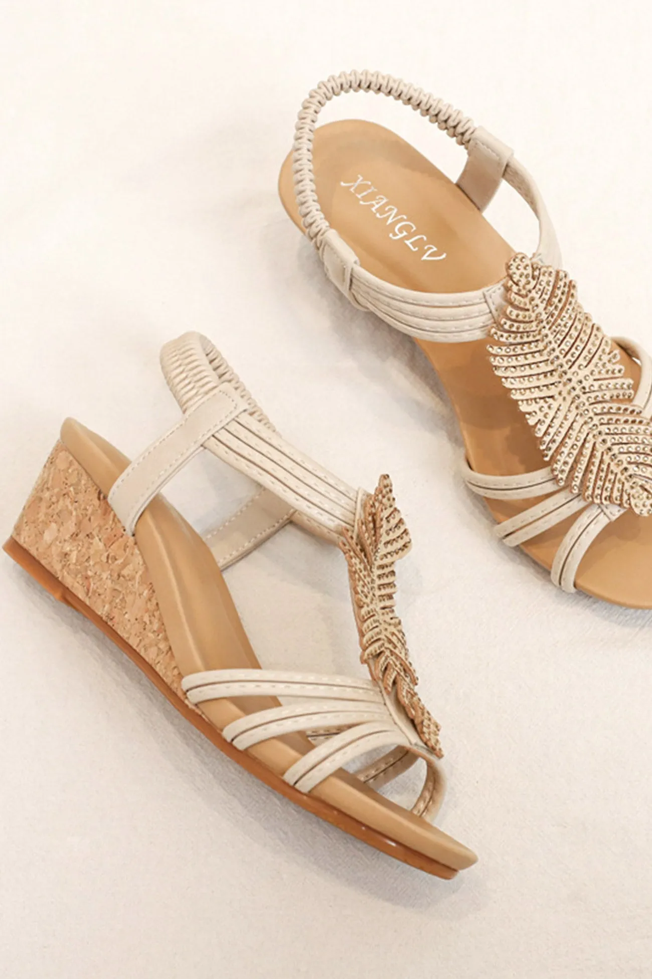 Rhinestone Feather Pattern Wedges Sandals