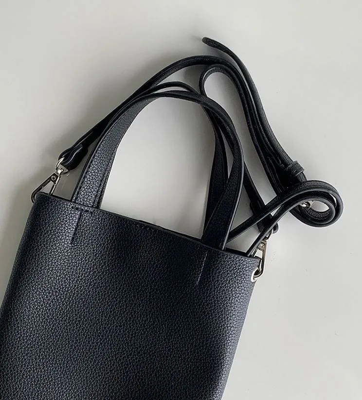 SMALL SQUARE SHOULDER BAG