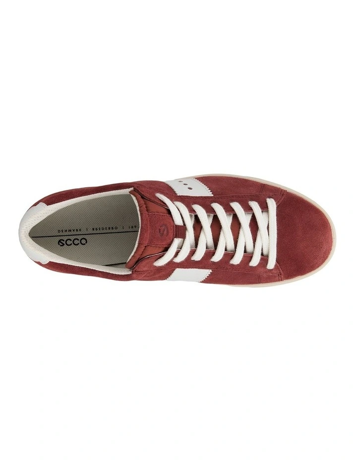 Street Lite Sneaker in Red