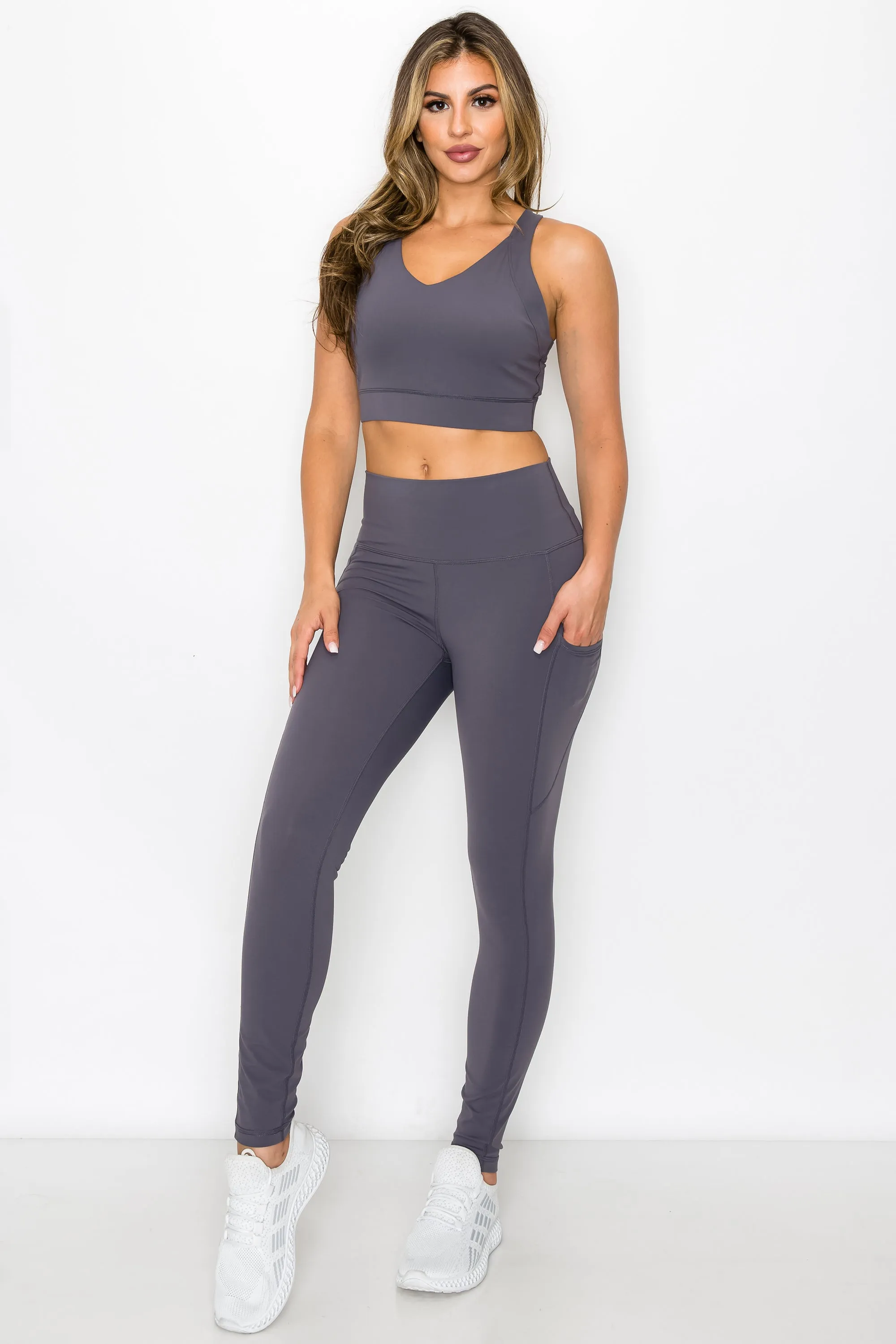 SUPER SOFT Sport Bra and Leggings Active Set with Pockets