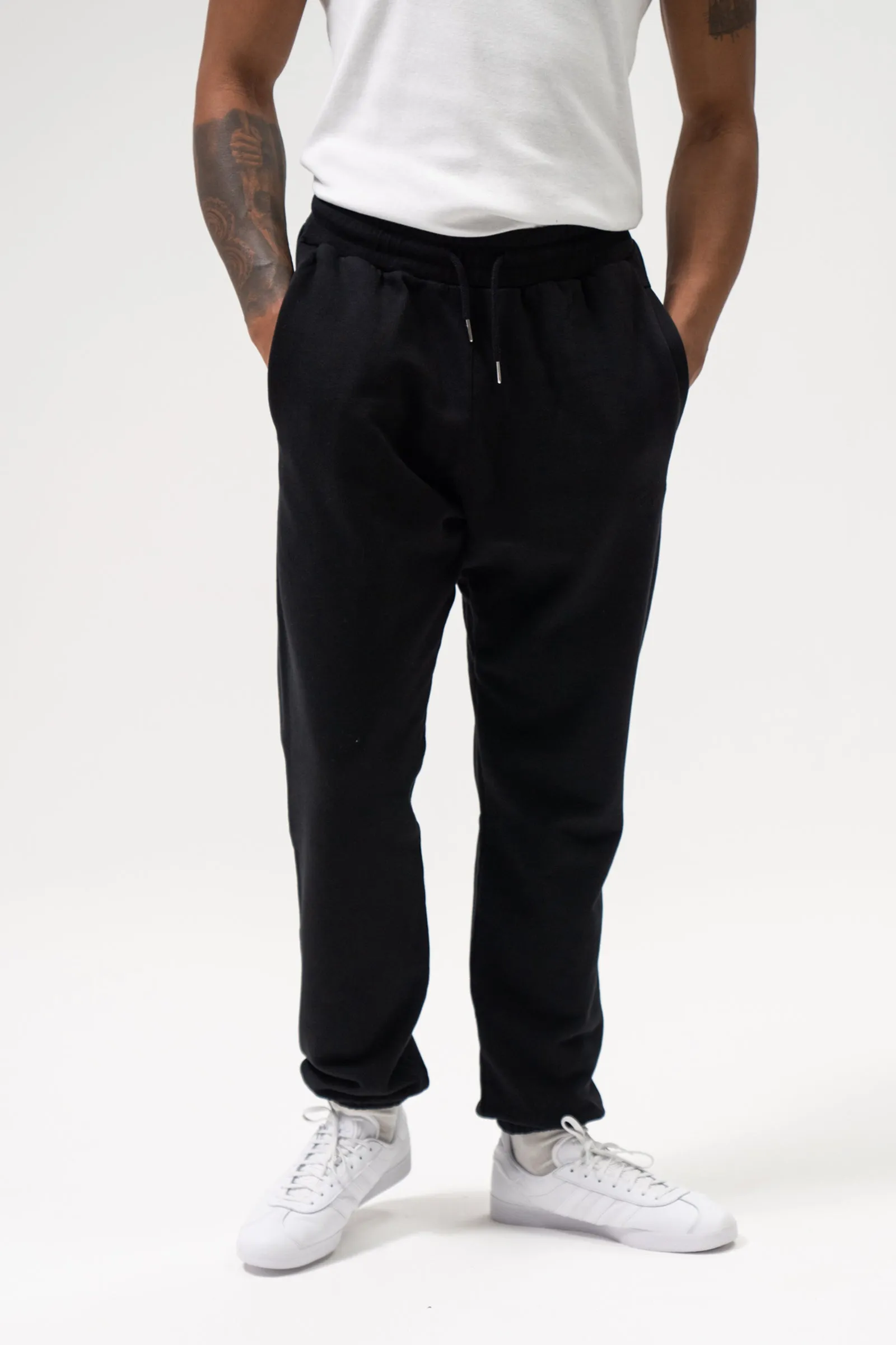 SUSTAIN BLACK JOGGERS