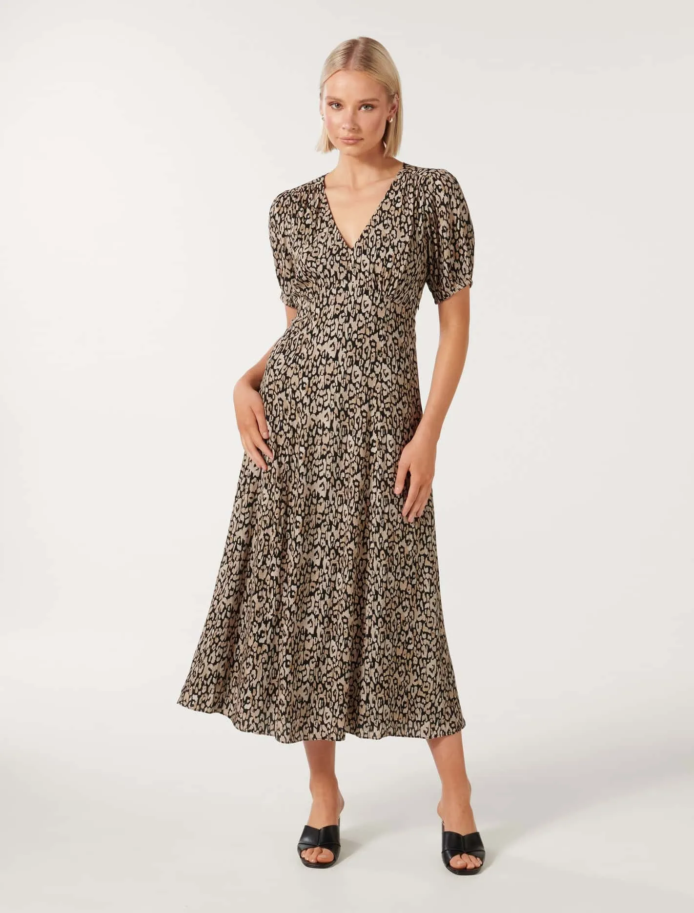 Valda Midi Dress