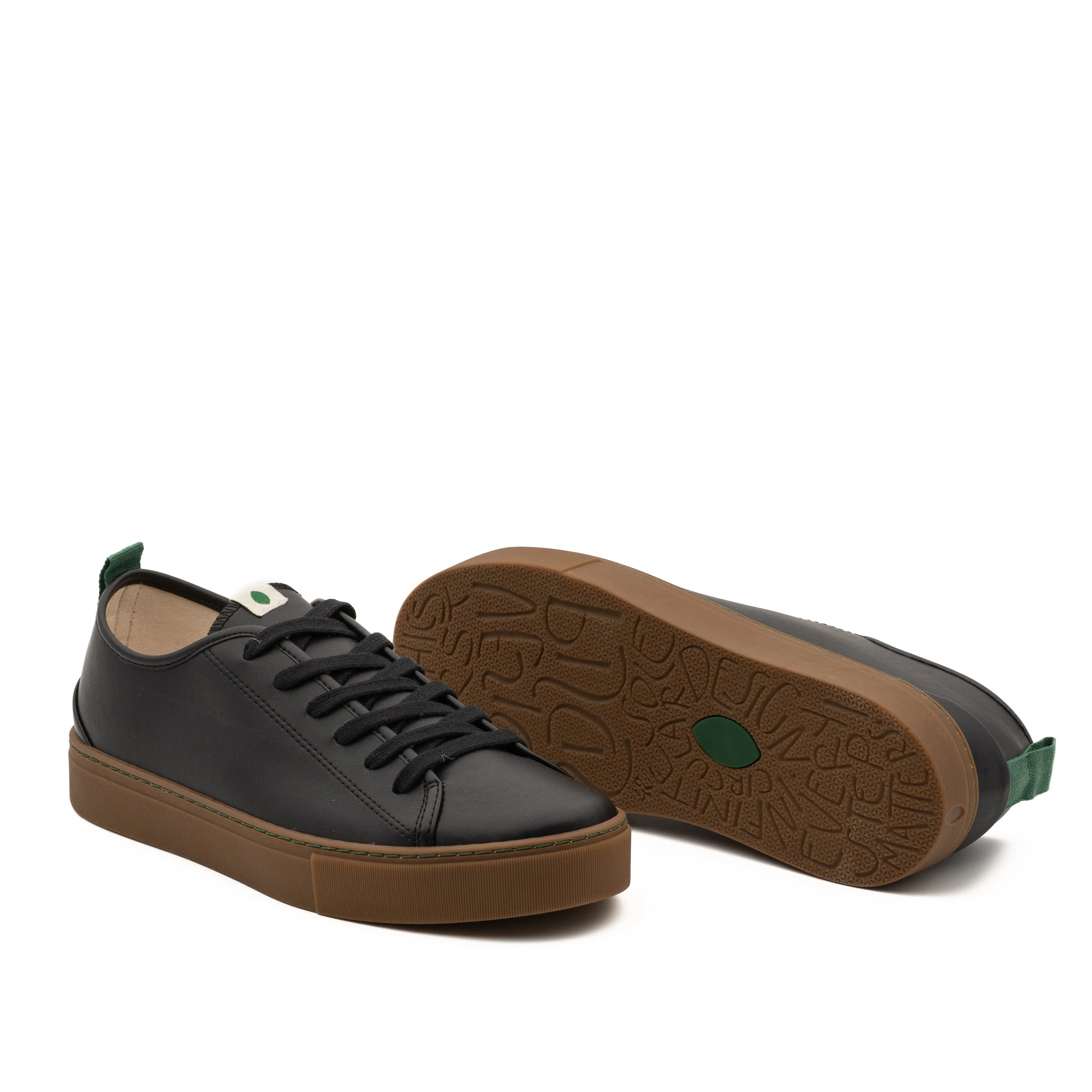 Vegan sneaker black of corn NIK006