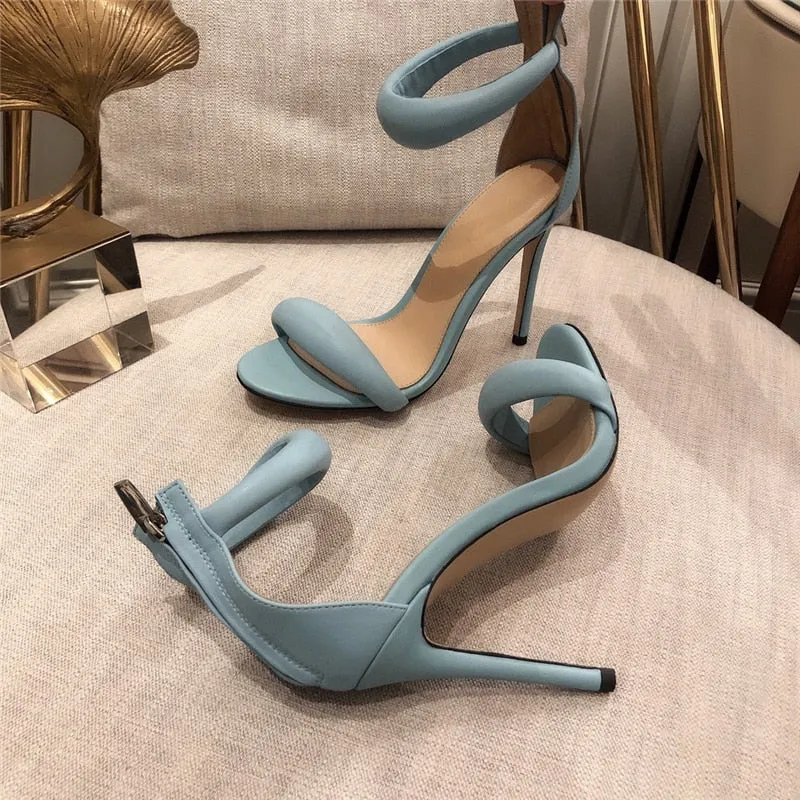 Stylish Vera Heel