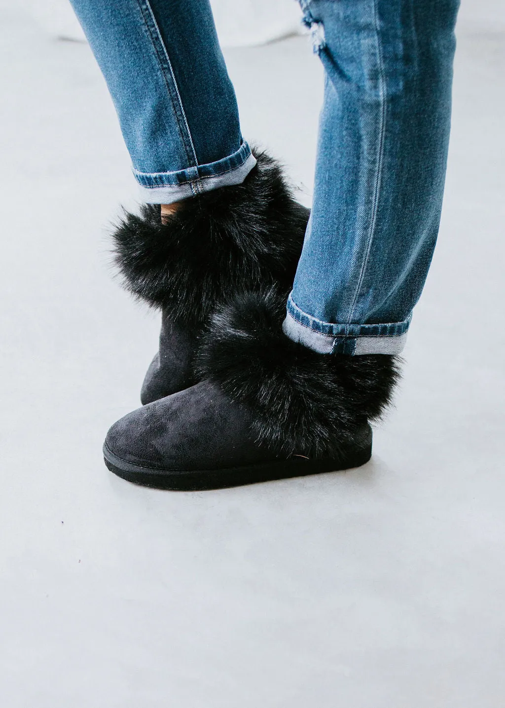 Very G Frost Fuzzy Boots