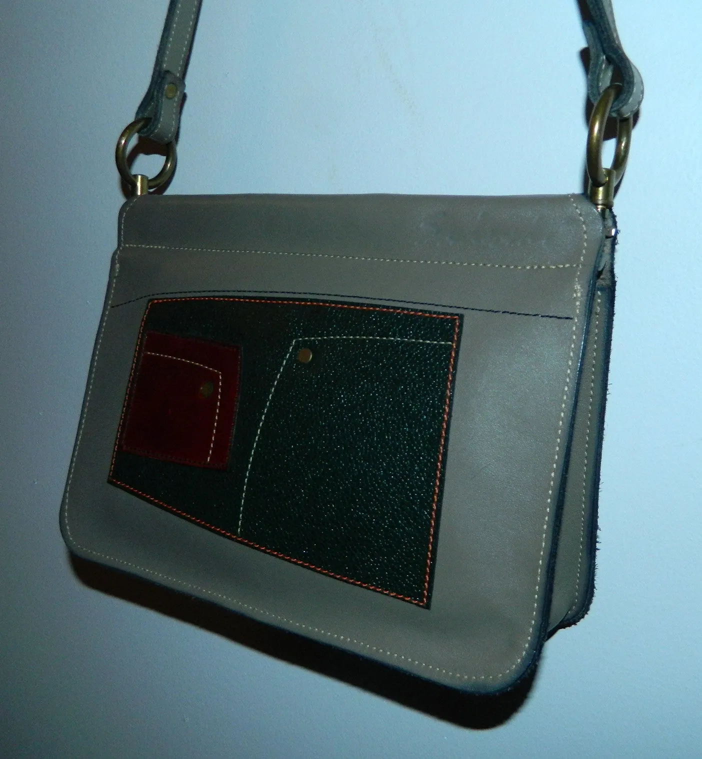 vintage 1970s patchwork leather bag / gray leather hinged top shoulder purse