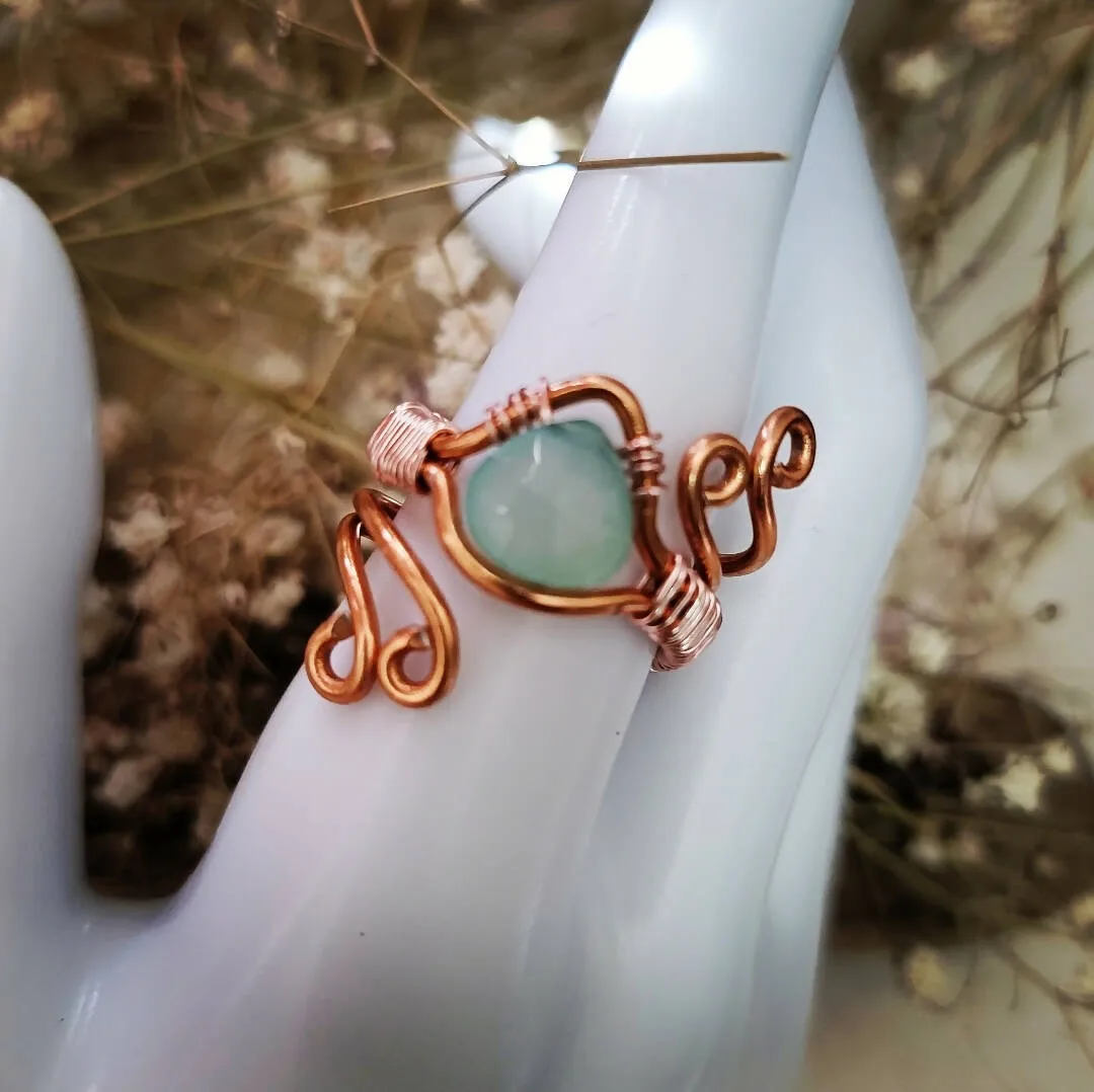 Wire Wrapped Island Girl Art Ring - Chalcedony Onion